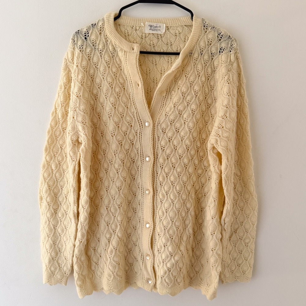 Vtg Womens 70s Bubble Knit Cardigan Sweater L Cream Pearl Button Coquette Ballet